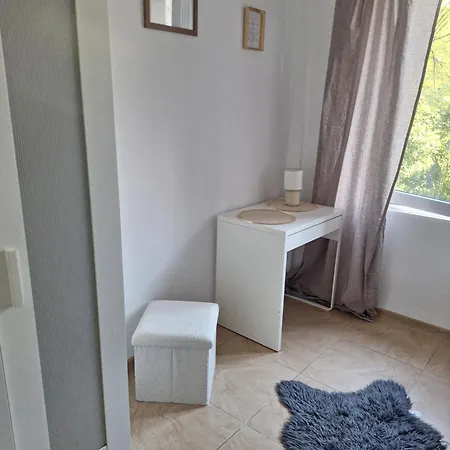 Regem Aleja Solidarności * Warszawa